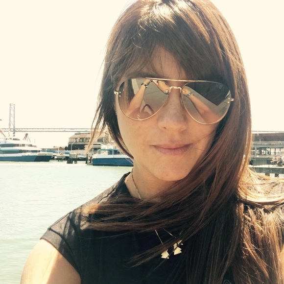 Meet your Posher, Ivanna - Picture 1 of 1